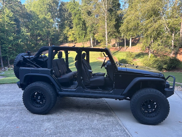 Used 2016 Jeep Wrangler Unlimited Sport w/ Quick Order Package 24S AWD/4WD image 1