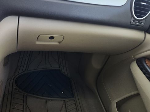 Used 2012 Buick Enclave Leather w/ Trailering Provision Package image 11