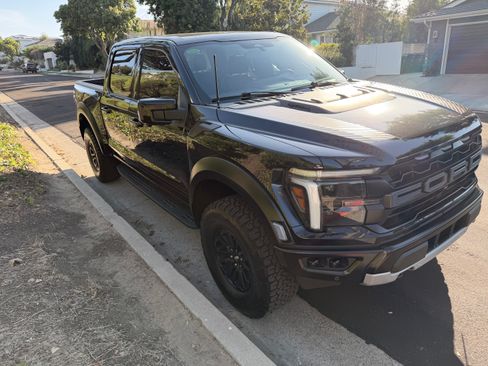 Used 2024 Ford F150 Raptor AWD/4WD image 4