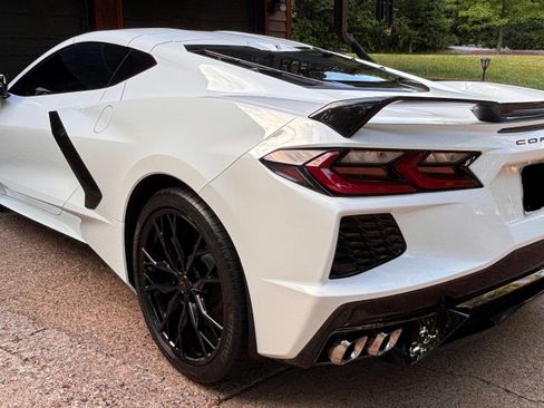 Used 2024 Chevrolet Corvette Stingray Coupe w/ Z51 Performance Package RWD image 4