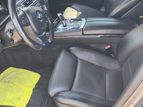 Used 2012 BMW 750i image 8