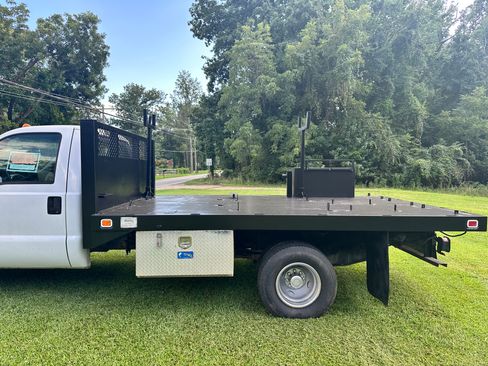 Used 2003 Ford F350 2WD Regular Cab DRW Super Duty image 8