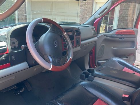 Used 2006 Ford F250 Lariat image 13