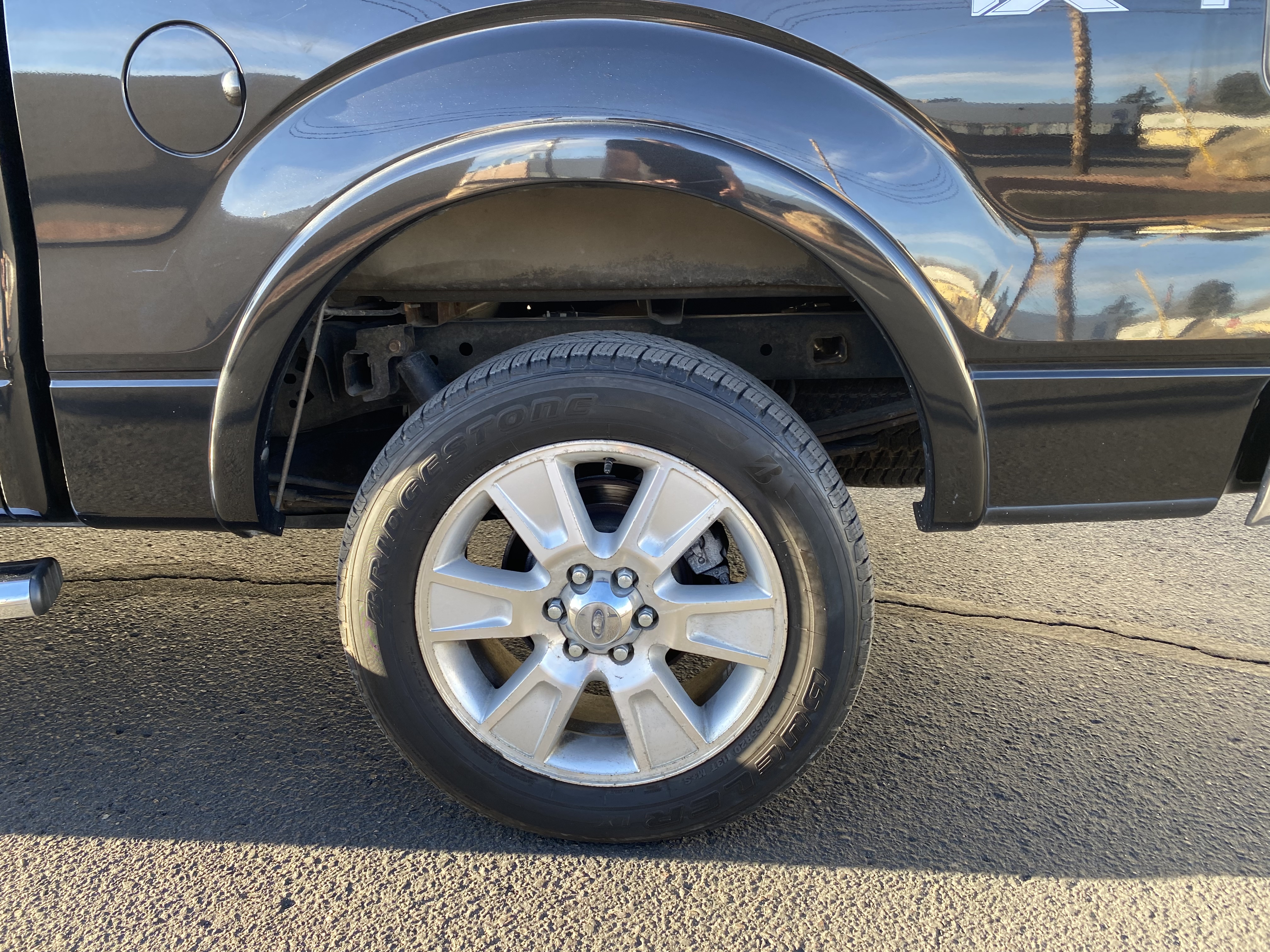 Used 2010 Ford F150 Lariat AWD/4WD image 29
