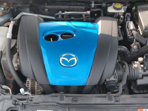 Used 2012 MAZDA MAZDA3 i Touring image 2