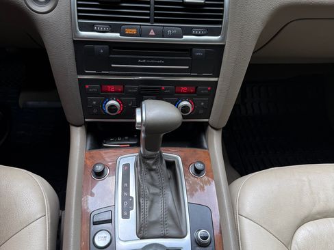 Used 2014 Audi Q7 TDI Premium Plus w/ Premium Plus Package AWD/4WD image 32