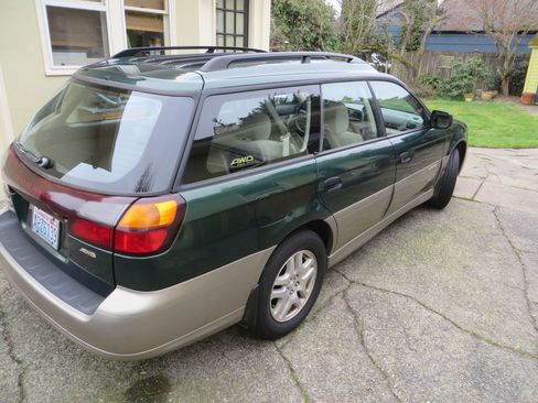 Used 2000 Subaru Outback Wagon 4D image 6