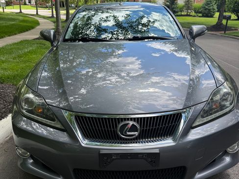 Used 2012 Lexus IS 250C w/ Luxury Pkg RWD image 11