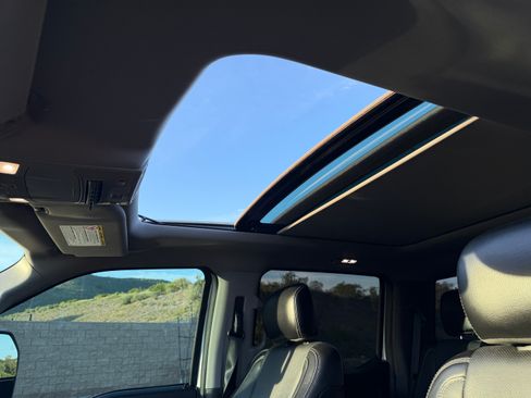 Used 2017 Ford F250 Lariat w/ Lariat Ultimate Package image 26