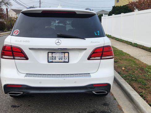 Used 2018 Mercedes-Benz GLE 350 4MATIC image 5