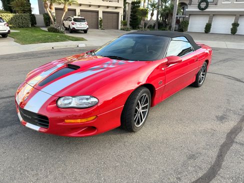 Used 2002 Chevrolet Camaro Z28 w/ SS Performance/Appearance Pkg image 9