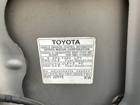 Used 2012 Toyota Corolla S FWD image 30