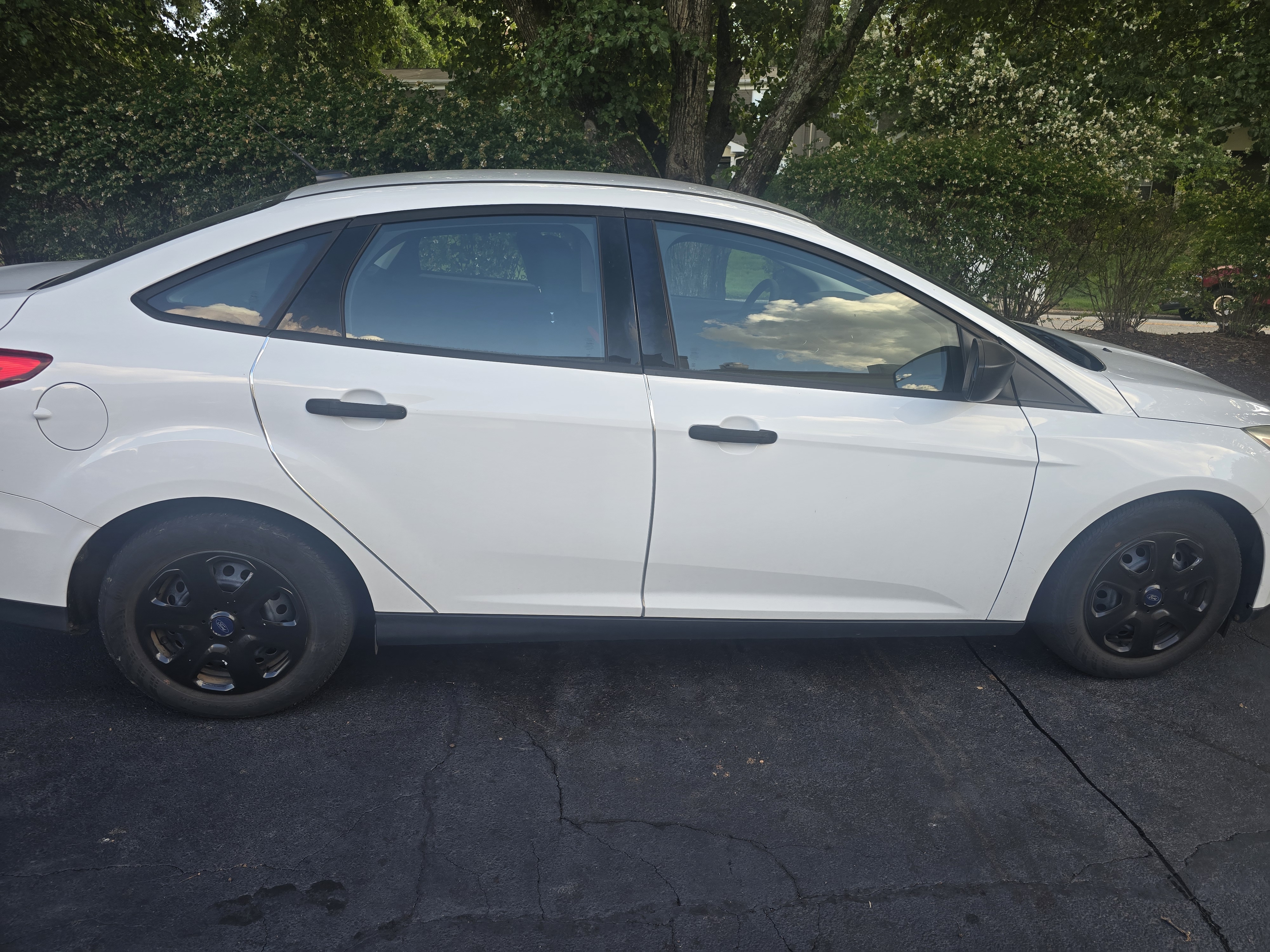 Used 2017 Ford Focus S FWD image 6