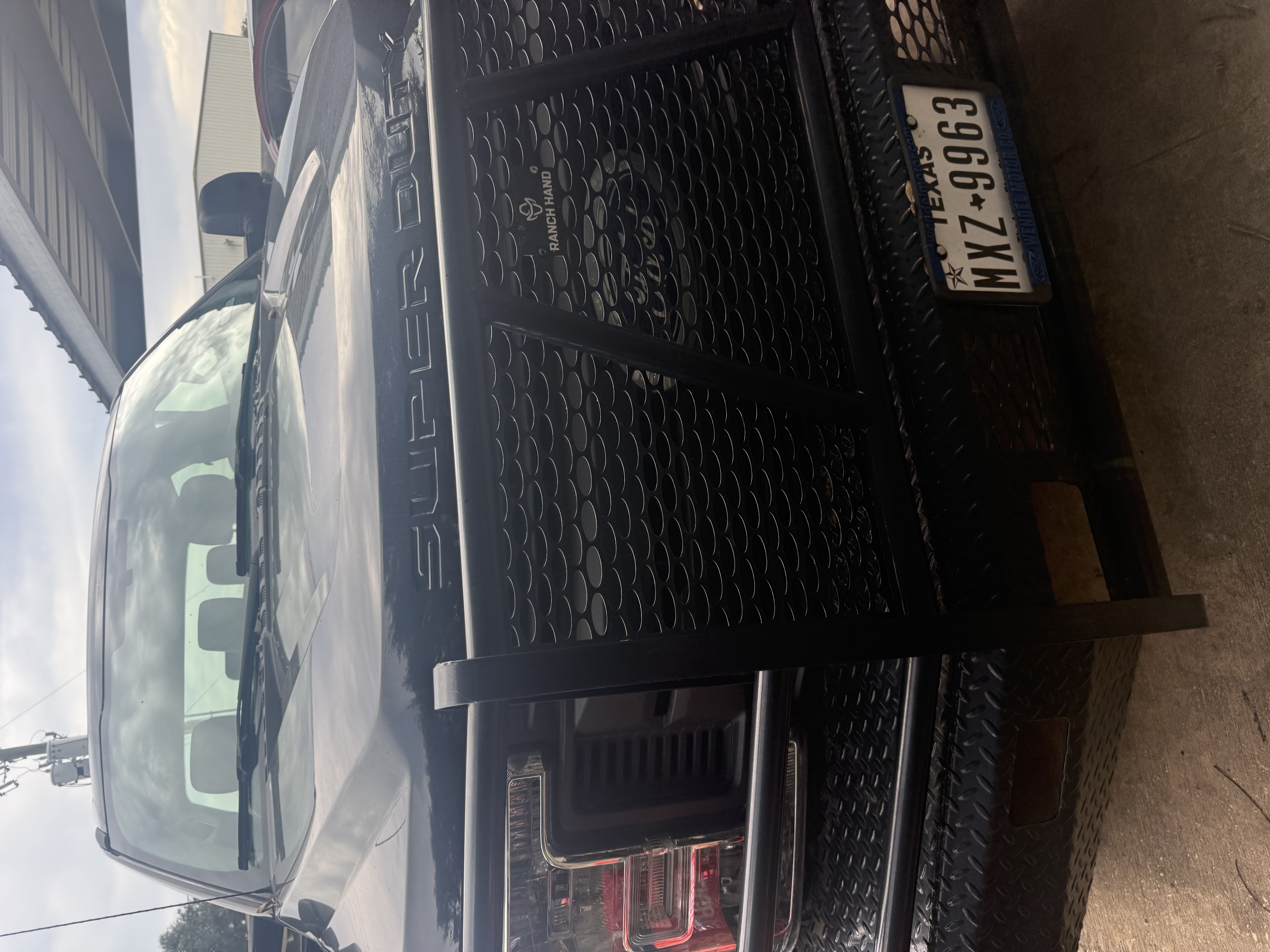 Used 2019 Ford F350 XL w/ Power Equipment Group AWD/4WD image 1