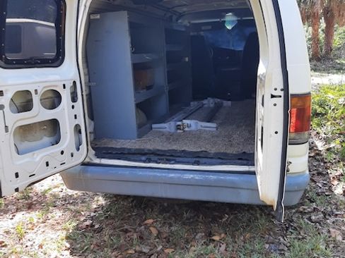 Used 1993 Ford E-150 and Econoline 150 image 5