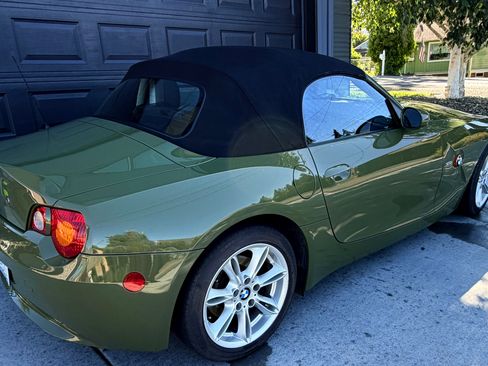 Used 2004 BMW Z4 3.0i RWD image 5