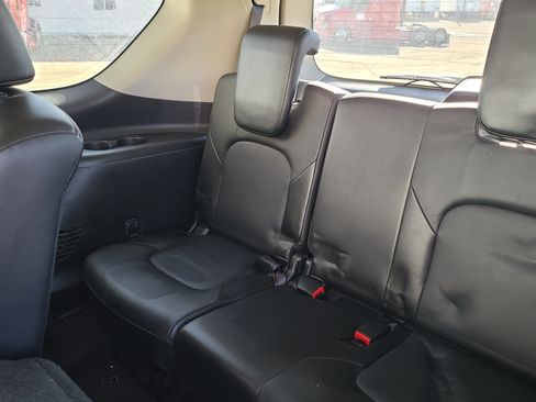 Used 2020 Nissan Armada SL w/ Premium Package image 11