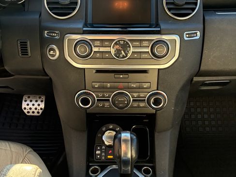 Used 2013 Land Rover LR4 HSE LUX image 14