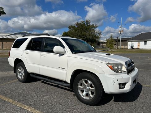 Used 2007 Toyota 4Runner Sport image 4