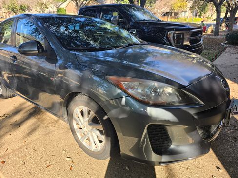 Used 2012 MAZDA MAZDA3 i Touring image 17