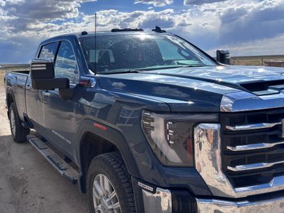Used 2024 GMC Sierra 2500 SLT w/ SLT Premium Package