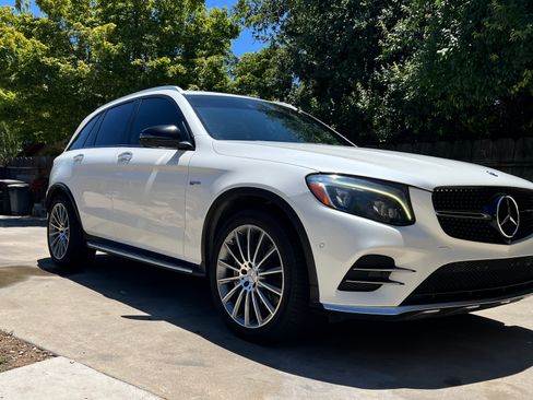 Used 2018 Mercedes-Benz GLC 43 AMG 4MATIC image 2