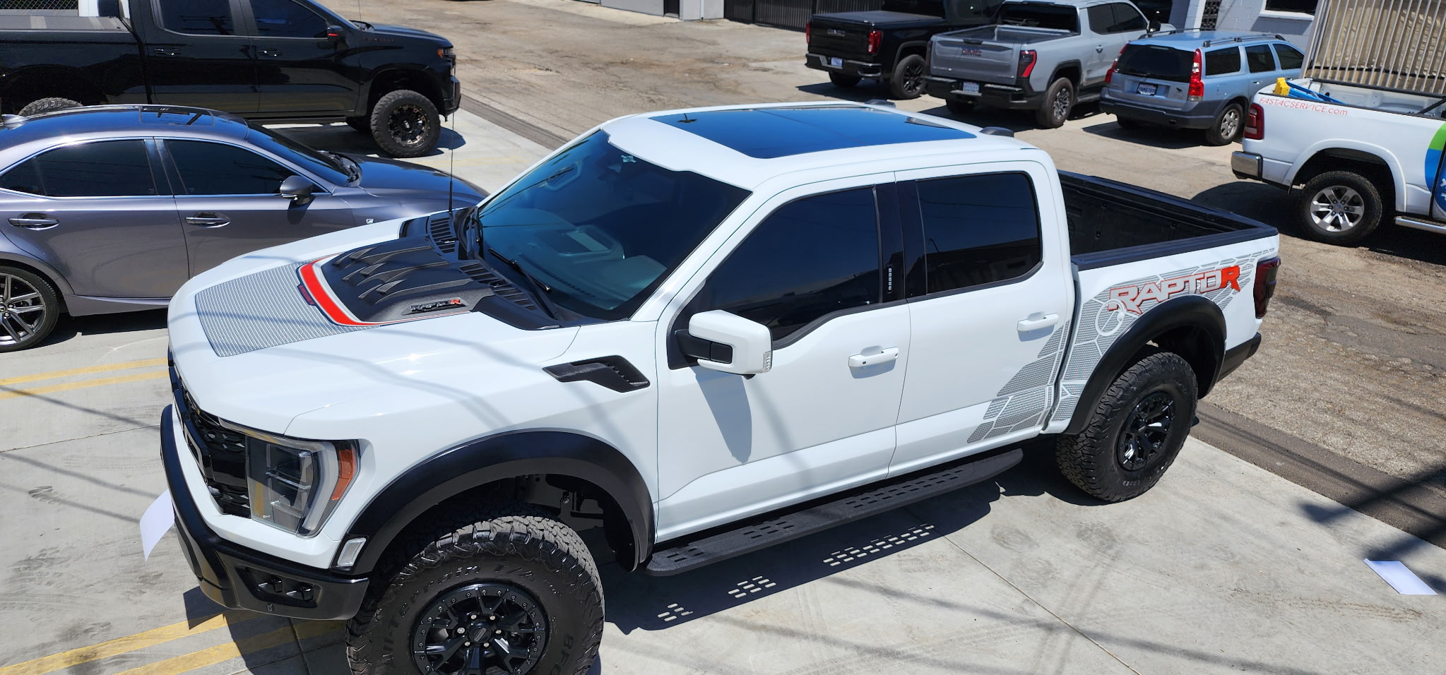 Used 2023 Ford F150 Raptor w/ Equipment Group 802A Raptor R AWD/4WD image 8