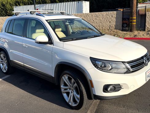 Used 2013 Volkswagen Tiguan SEL AWD/4WD image 5