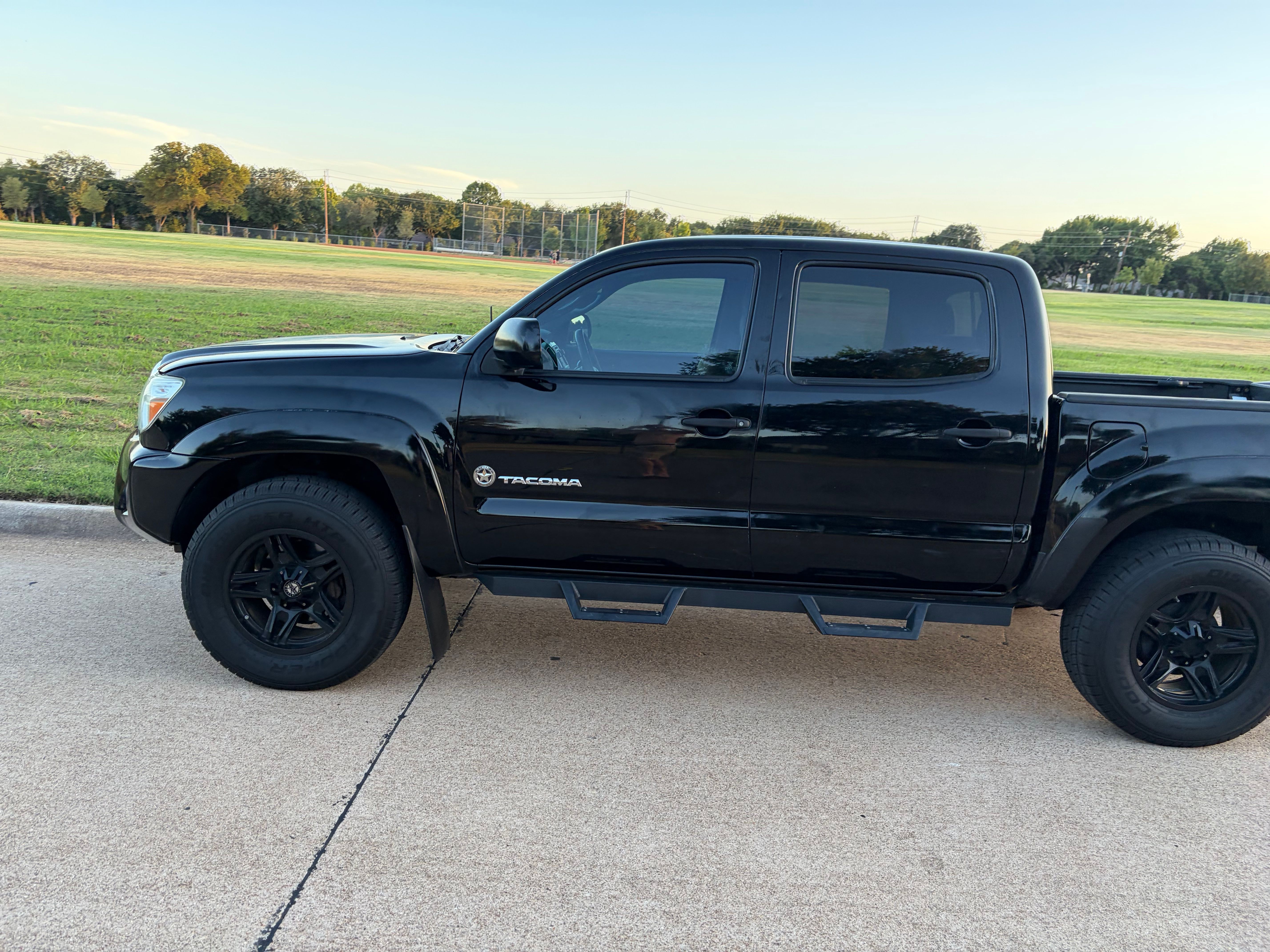 Used 2013 Toyota Tacoma PreRunner w/ SR5 Pkg RWD image 14