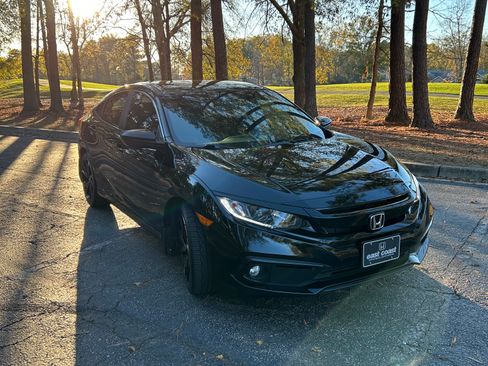 Used 2021 Honda Civic Sport image 4