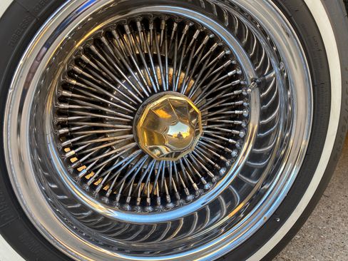 Used 1999 Lincoln Town Car Executive RWD image 8