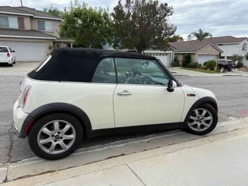 Used 2008 MINI Cooper Cooper Convertible 2D image 2