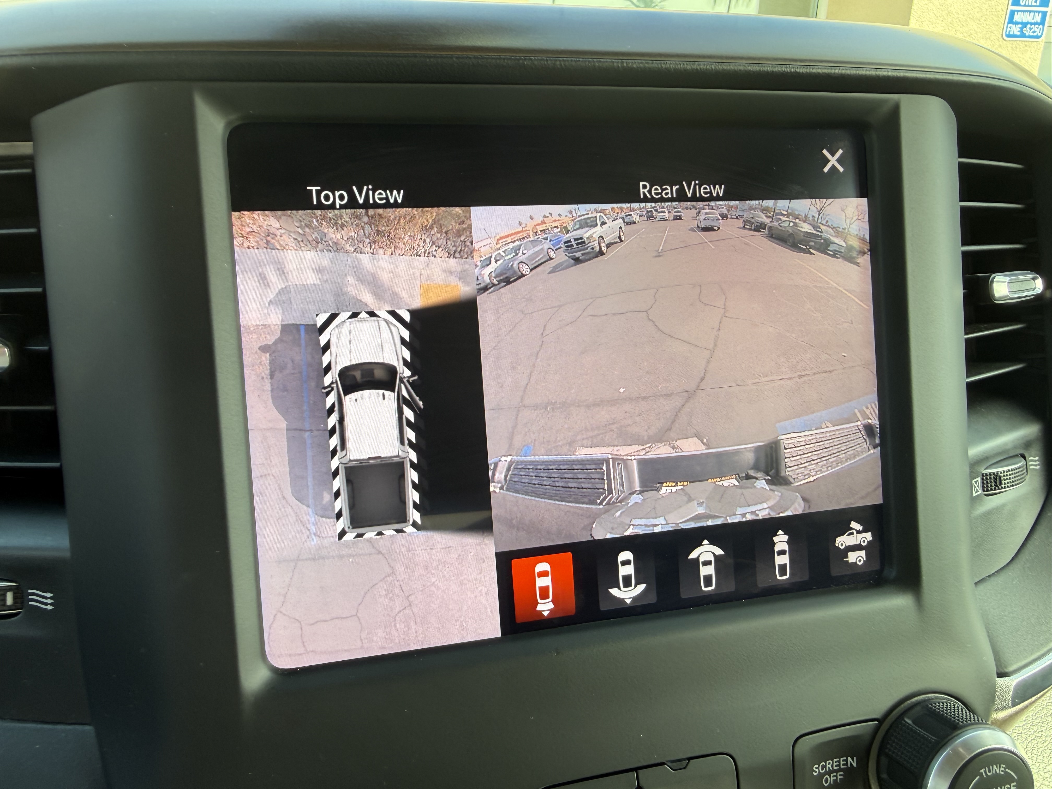 Used 2022 RAM 2500 Laramie AWD/4WD image 5