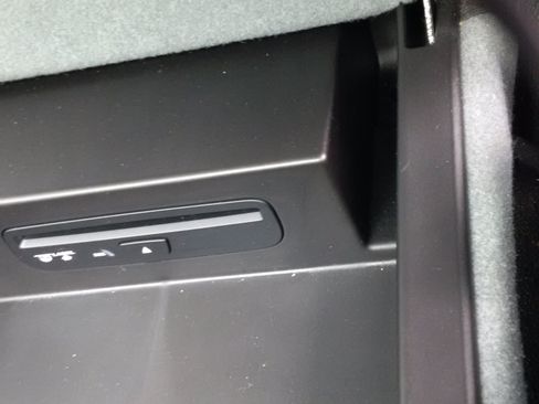 Used 2015 RAM 3500 Tradesman w/ Power & Remote Entry Group image 27