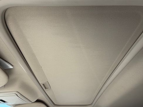 Used 2016 Lincoln Navigator Select image 13