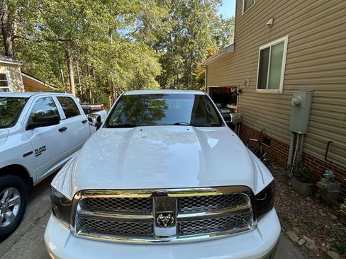 Used 2011 RAM 1500 Laramie Longhorn image 2