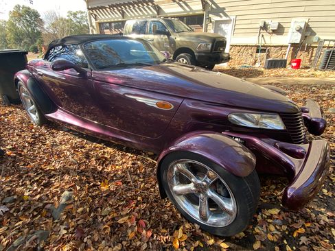 Used 1999 Plymouth Prowler image 10
