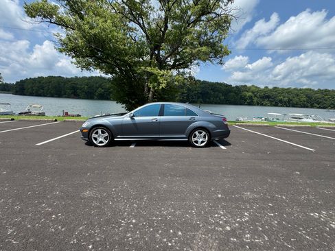 Used 2008 Mercedes-Benz S 550 4MATIC image 4