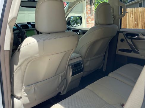 Used 2012 Lexus GX 460 Premium AWD/4WD image 22