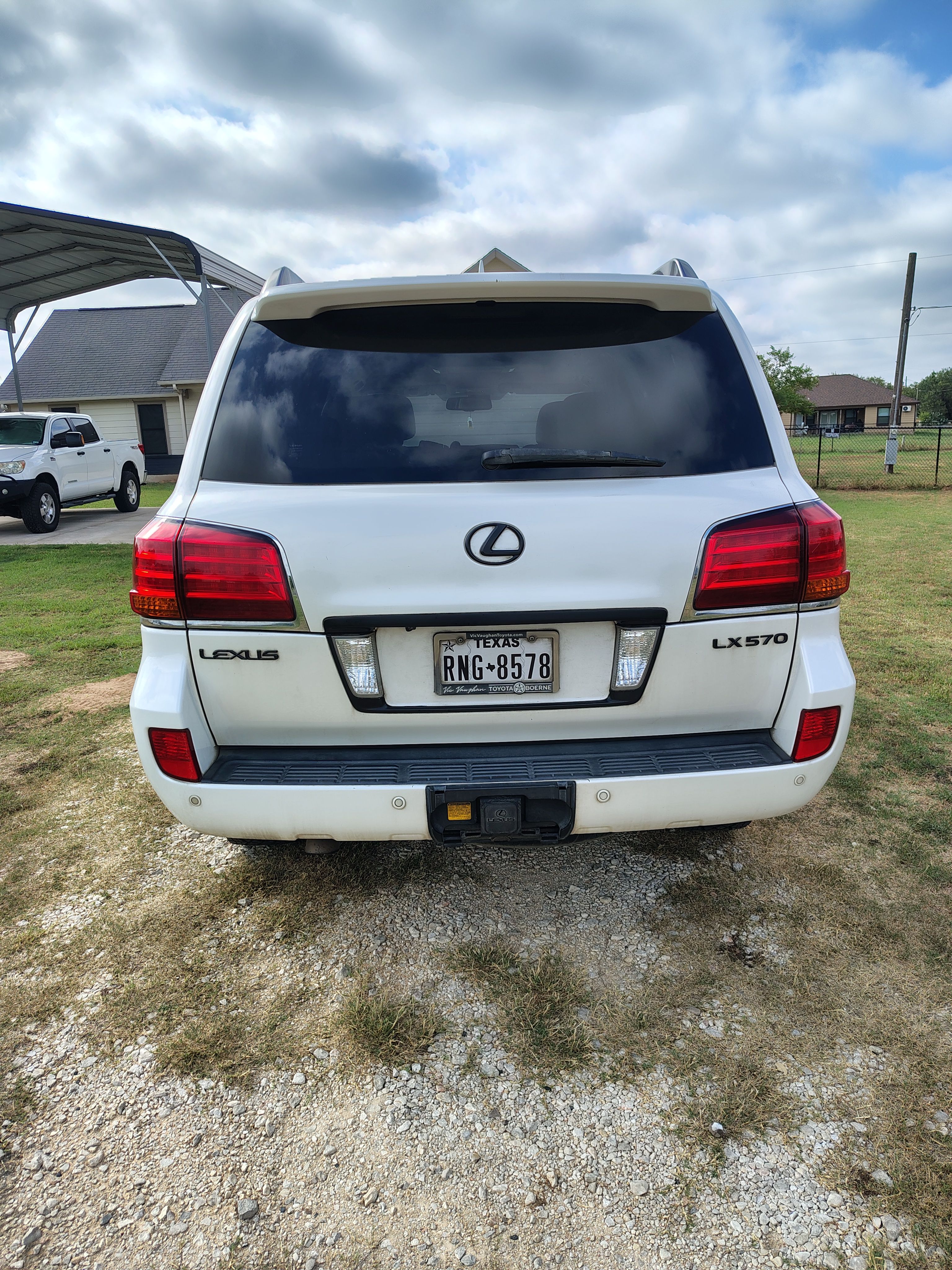 Used 2010 Lexus LX 570 4WD image 5