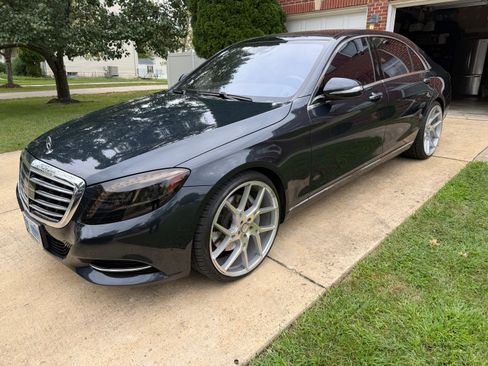 Used 2015 Mercedes-Benz S 550 4MATIC Sedan image 1