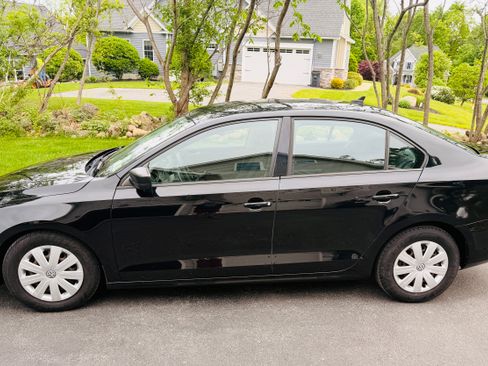 Used 2015 Volkswagen Jetta S FWD image 1
