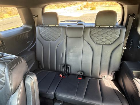 Used 2022 Hyundai Palisade Calligraphy FWD image 16