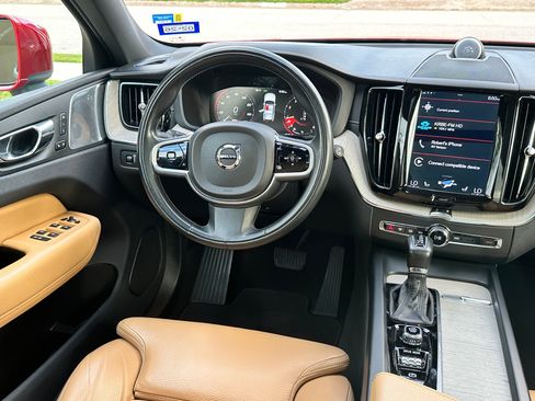 Used 2018 Volvo XC60 T6 Inscription w/ Convenience Package AWD/4WD image 27