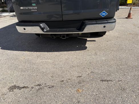 Used 2016 Chevrolet Express 2500 Extended image 19