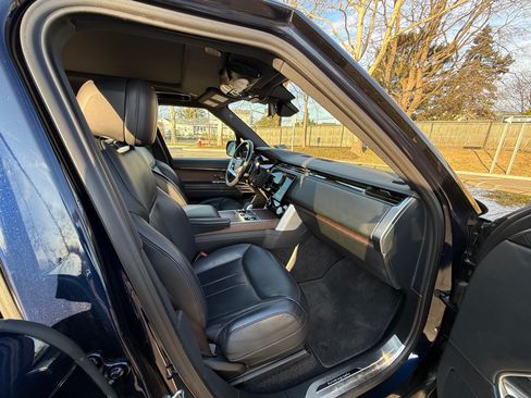 Used 2023 Land Rover Range Rover Long Wheelbase Autobiography image 23