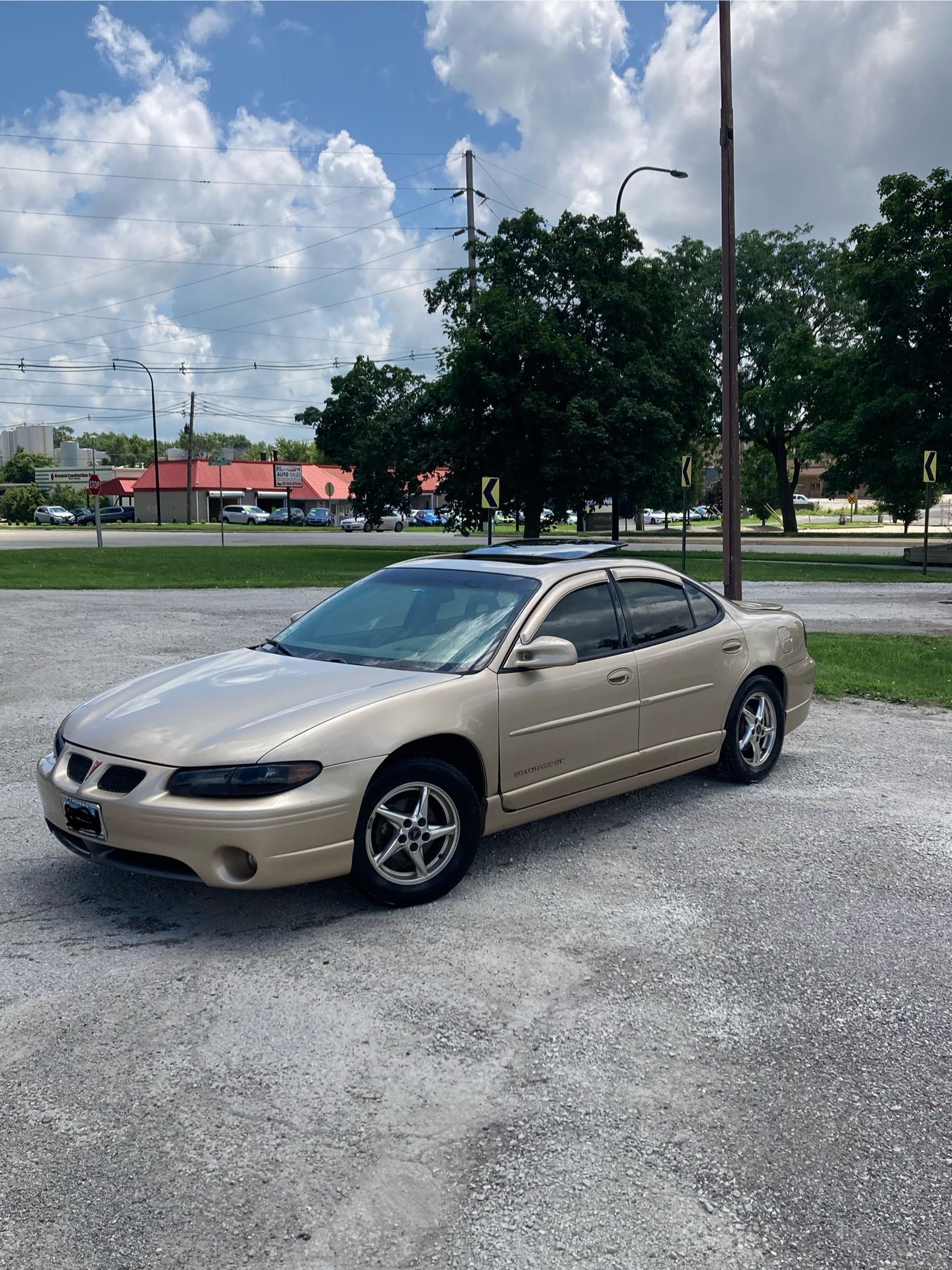 Used 2002 Pontiac Grand Prix GT w/ Opt Pkg 3 FWD image 6