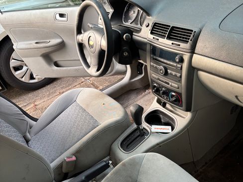 Used 2008 Chevrolet Cobalt LS w/ Protection Package FWD image 4
