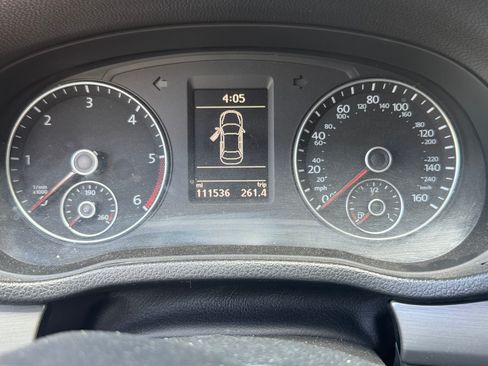 Used 2014 Volkswagen Passat TDI SE FWD image 15