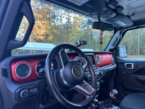 Used 2020 Jeep Wrangler Rubicon image 8